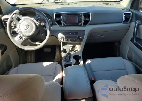 2018 Kia Sportage Lx z USA, uszkodzony, nr VIN KNDPMCAC1J7300796